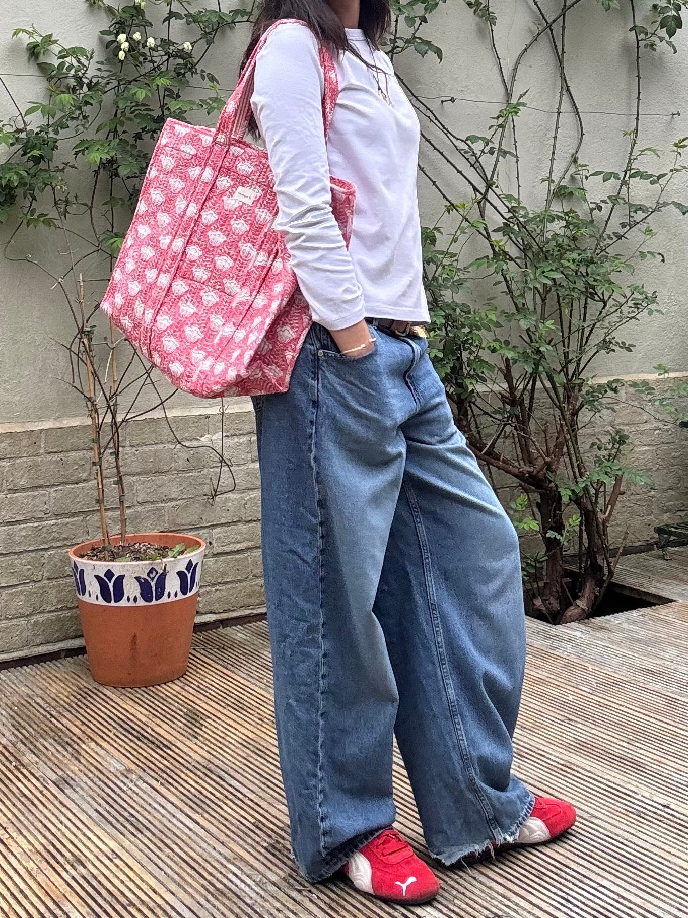Tote bag