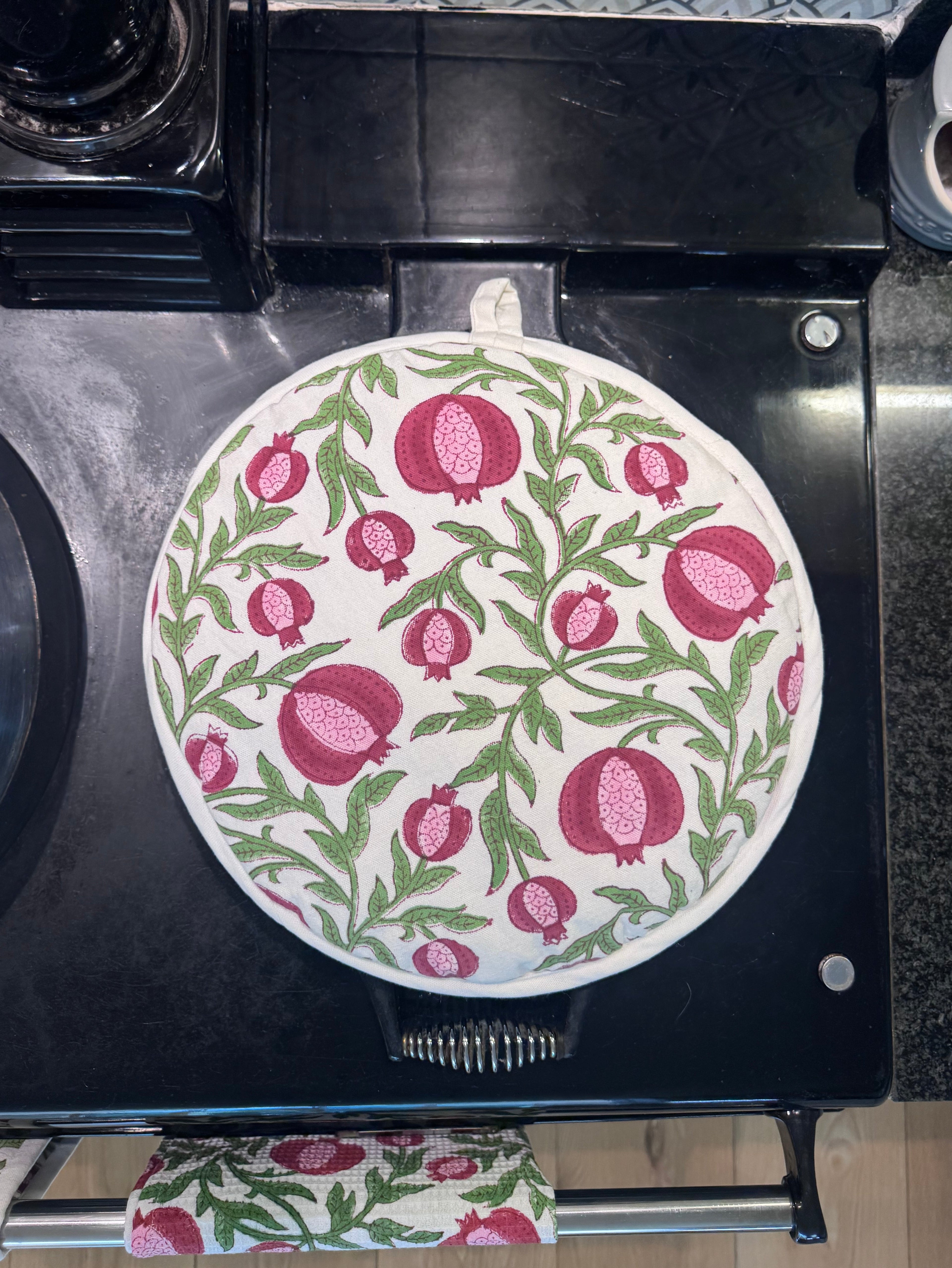 Aga Cover