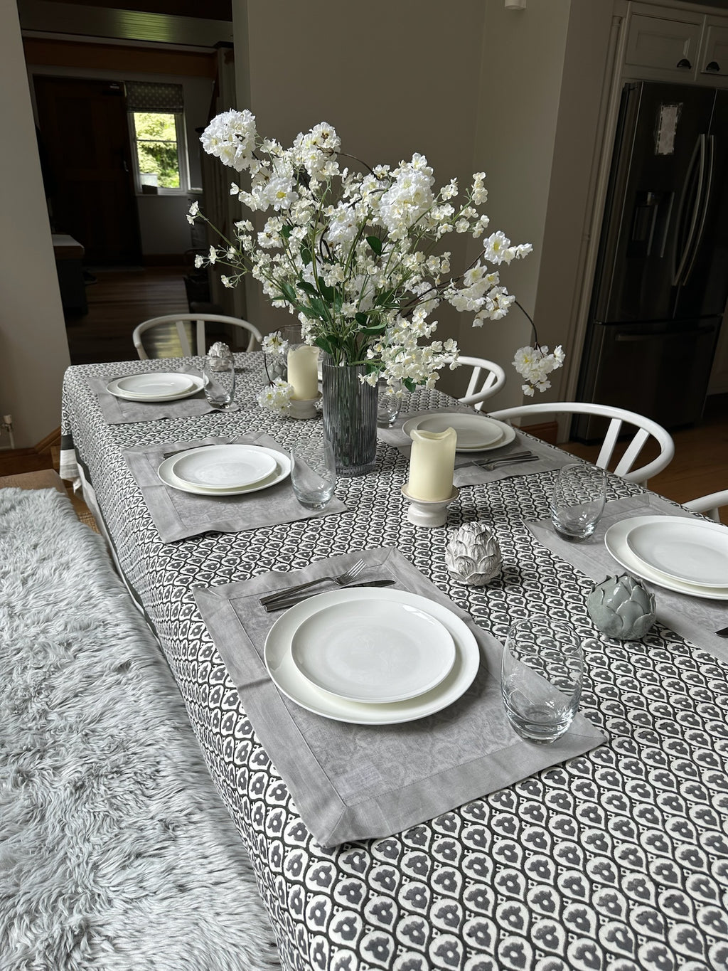 Grey Aria Tablecloth