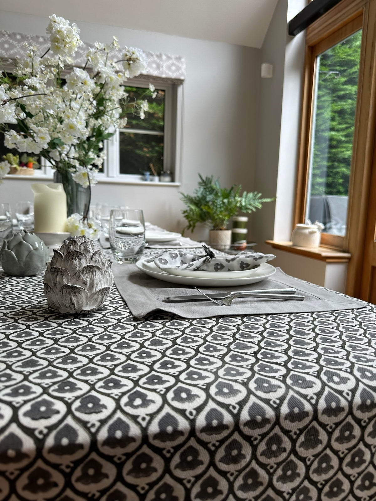 Tablecloth – Grey Aria