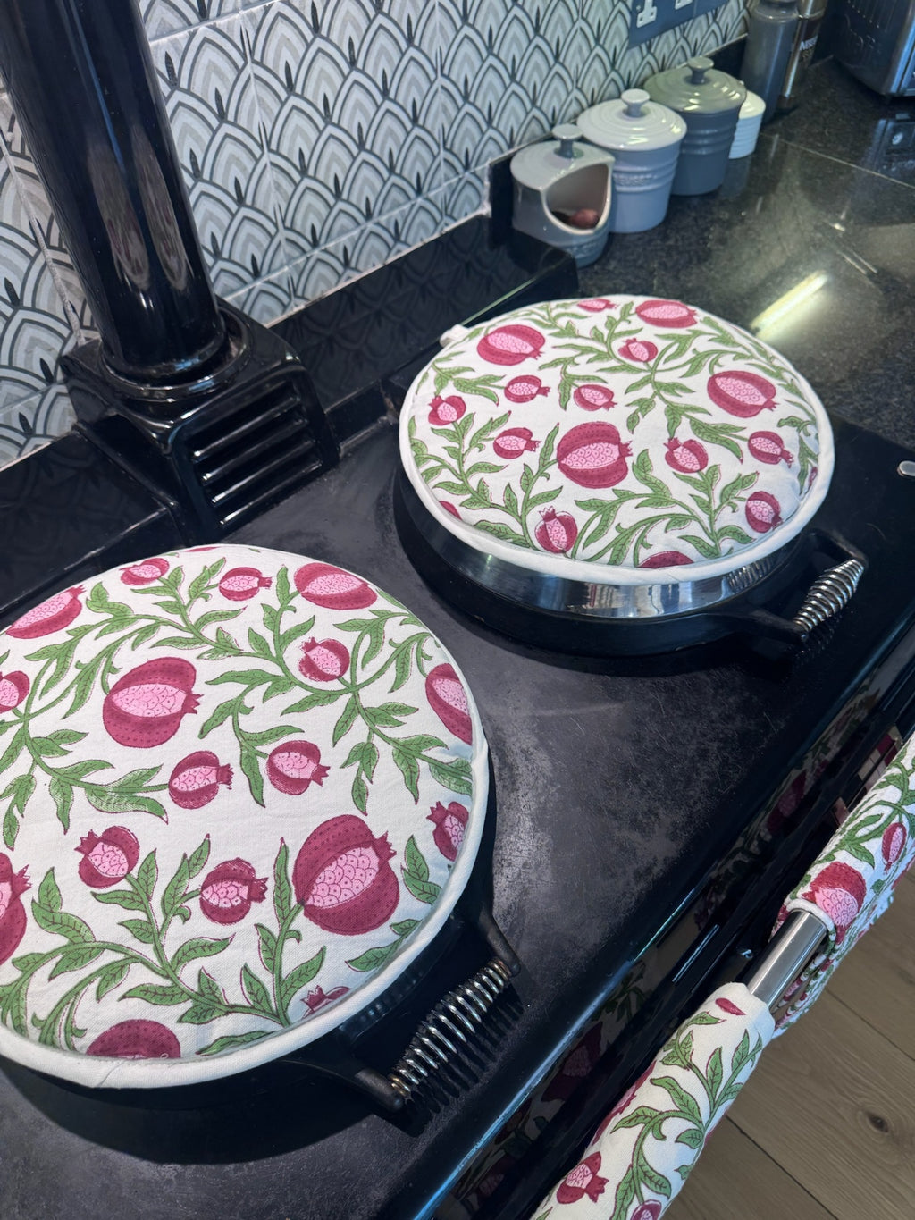 Aga Cover – Pink Anaar