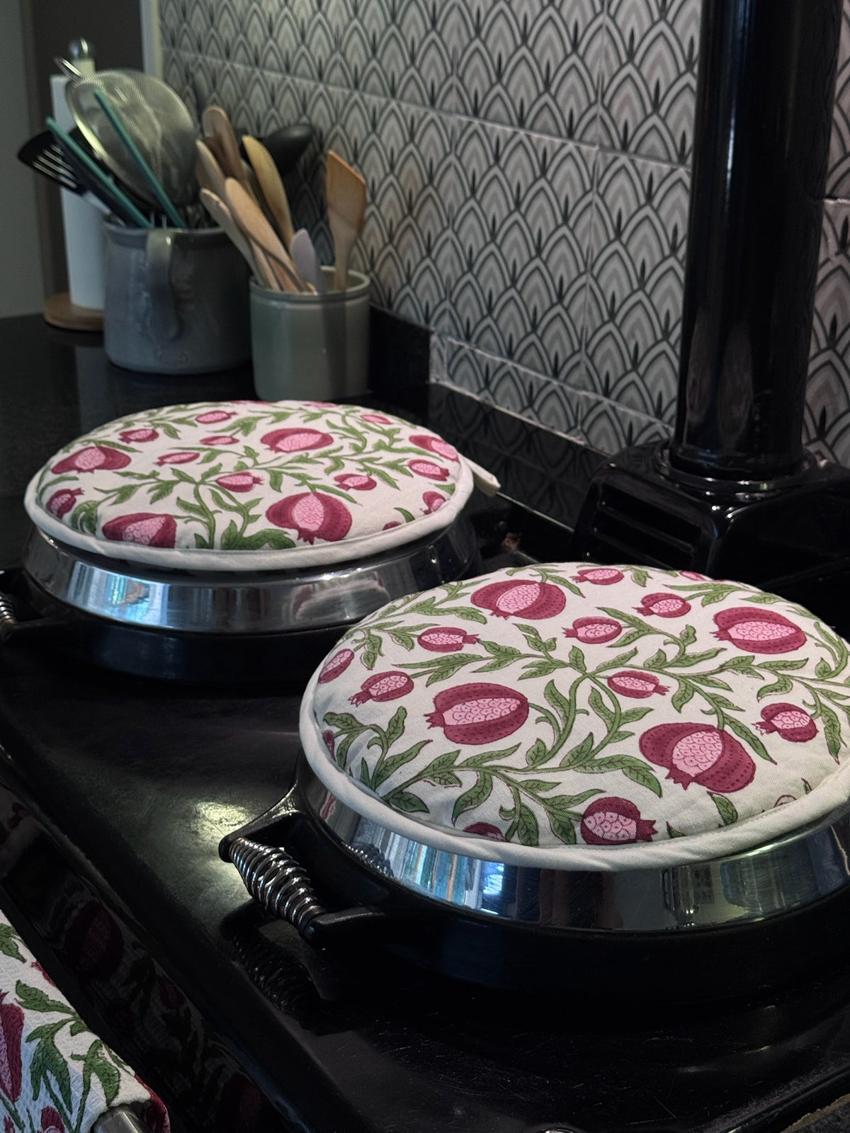Aga Cover – Pink Anaar